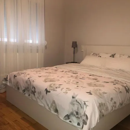 Апартаменты σαν στο σπίτι σας 1 Трикала